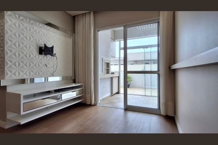 Apartamento para alugar com 62m², 2 quartos e 2 vagasSala