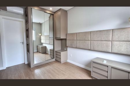Suíte 2 de apartamento para alugar com 2 quartos, 62m² em Barreiros, São José