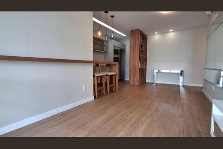 Apartamento para alugar com 62m², 2 quartos e 2 vagasSala