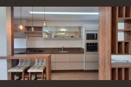 Apartamento para alugar com 62m², 2 quartos e 2 vagasCozinha