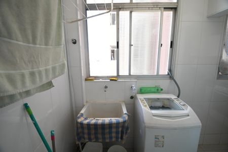 Apartamento para alugar com 70m², 2 quartos e 1 vagaÁrea de Serviço