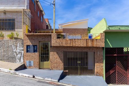 Casa para alugar com 50m², 2 quartos e sem vagaFachada