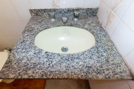 Casa para alugar com 50m², 2 quartos e sem vagaBanheiro