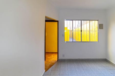 Casa para alugar com 50m², 2 quartos e sem vagaSala
