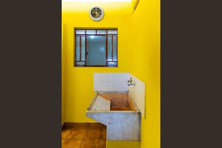 Casa para alugar com 50m², 2 quartos e sem vagaÁrea de Serviço