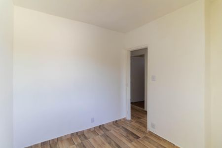 Quarto 1 de casa para alugar com 2 quartos, 50m² em Cidade Continental, São Paulo