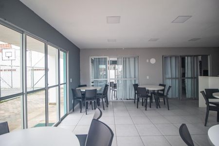 Apartamento à venda com 47m², 2 quartos e 1 vaga Apartamento à venda com 47m², 2 quartos e 1 vagaÁrea comum - Salão de festas