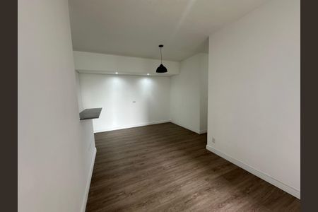 Sala de apartamento à venda com 2 quartos, 57m² em Vila Nossa Senhora da Escada, Barueri