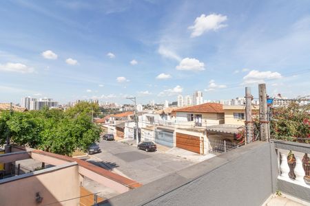Casa para alugar com 180m², 4 quartos e 2 vagas Casa para alugar com 180m², 4 quartos e 2 vagasVista