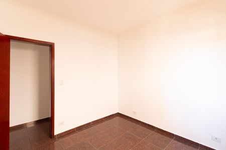 Casa para alugar com 180m², 4 quartos e 2 vagas Casa para alugar com 180m², 4 quartos e 2 vagasQuarto 2