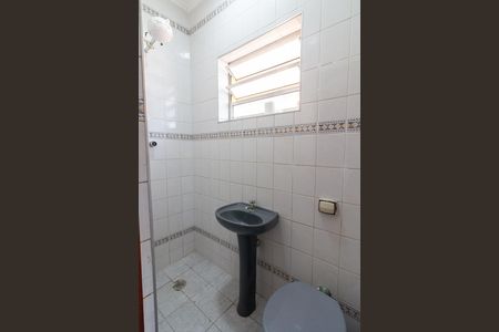 Casa para alugar com 180m², 4 quartos e 2 vagas Casa para alugar com 180m², 4 quartos e 2 vagasBanheiro do Quarto 4