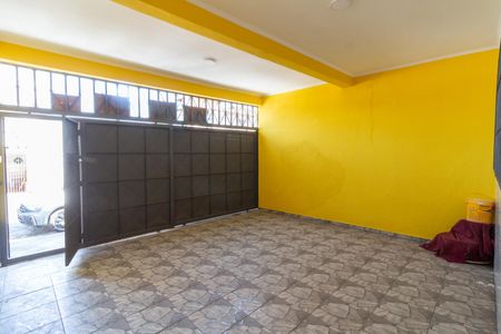 Casa para alugar com 180m², 4 quartos e 2 vagas Casa para alugar com 180m², 4 quartos e 2 vagasGaragem