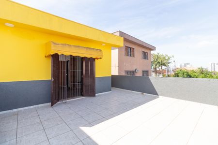 Casa para alugar com 180m², 4 quartos e 2 vagas Casa para alugar com 180m², 4 quartos e 2 vagasVaranda