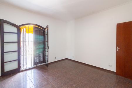 Casa para alugar com 180m², 4 quartos e 2 vagas Casa para alugar com 180m², 4 quartos e 2 vagasQuarto 4 - Suíte