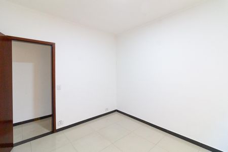 Casa para alugar com 180m², 4 quartos e 2 vagas Casa para alugar com 180m², 4 quartos e 2 vagasQuarto 1