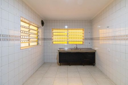 Casa para alugar com 180m², 4 quartos e 2 vagas Casa para alugar com 180m², 4 quartos e 2 vagasCozinha