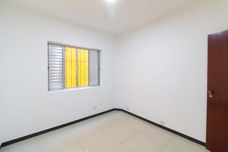 Casa para alugar com 180m², 4 quartos e 2 vagas Casa para alugar com 180m², 4 quartos e 2 vagasQuarto 1