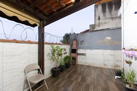 Casa à venda com 298m², 2 quartos e 2 vagas Casa à venda com 298m², 2 quartos e 2 vagasÁrea de Serviço
