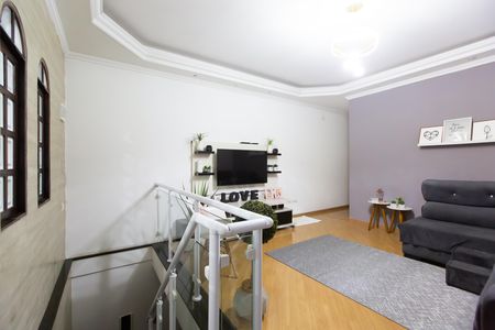 Casa à venda com 298m², 2 quartos e 2 vagas Casa à venda com 298m², 2 quartos e 2 vagasSala