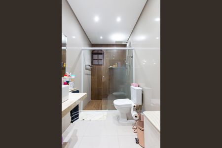 Casa à venda com 298m², 2 quartos e 2 vagas Casa à venda com 298m², 2 quartos e 2 vagasBanheiro 1