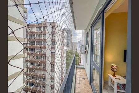 Apartamento para alugar com 60m², 1 quarto e 1 vagaVaranda