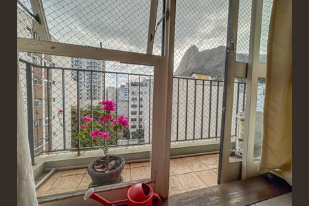 Apartamento para alugar com 60m², 1 quarto e 1 vagaSacada do Quarto 