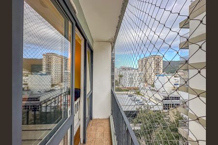 Apartamento para alugar com 60m², 1 quarto e 1 vagaVaranda