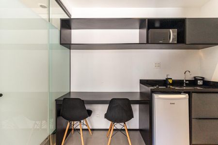 Studio à venda com 27m², 1 quarto e sem vaga Studio à venda com 27m², 1 quarto e sem vagaCozinha