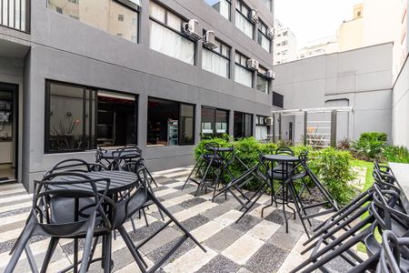 Studio à venda com 27m², 1 quarto e sem vaga Studio à venda com 27m², 1 quarto e sem vagaÁrea Externa