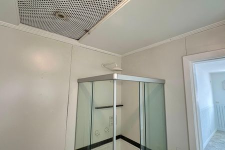 Apartamento à venda com 272m², 4 quartos e 2 vagasBanheiro da Suíte 02