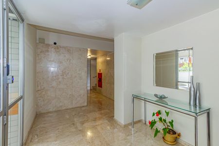 Hall social de apartamento para alugar com 2 quartos, 57m² em Itaim Bibi, São Paulo