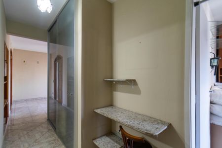 Apartamento à venda com 105m², 2 quartos e 2 vagas Apartamento à venda com 105m², 2 quartos e 2 vagasCorredor