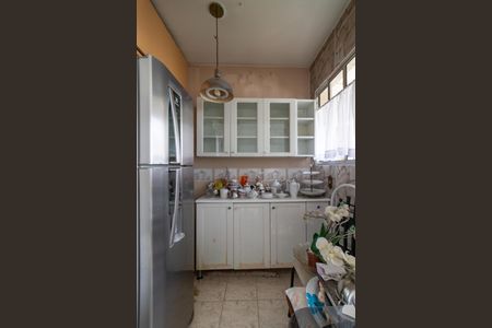 Apartamento à venda com 105m², 2 quartos e 2 vagas Apartamento à venda com 105m², 2 quartos e 2 vagasCozinha