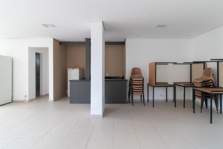 Apartamento à venda com 105m², 2 quartos e 2 vagas Apartamento à venda com 105m², 2 quartos e 2 vagasÁrea comum - Salão de festas
