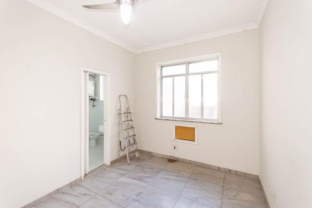 Apartamento à venda com 105m², 3 quartos e 1 vagaSuíte