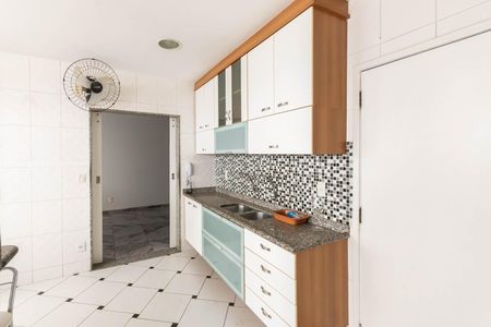 Apartamento à venda com 105m², 3 quartos e 1 vagaCozinha