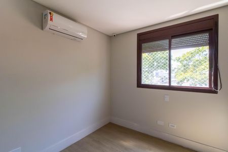 Apartamento à venda com 200m², 3 quartos e 3 vagasSuíte 3