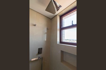 Apartamento à venda com 200m², 3 quartos e 3 vagasBanheiro da Suíte 2