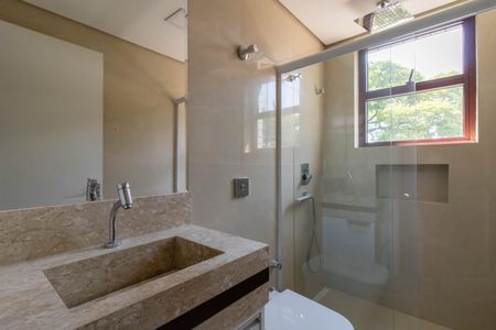 Apartamento à venda com 200m², 3 quartos e 3 vagasBanheiro da Suíte 3