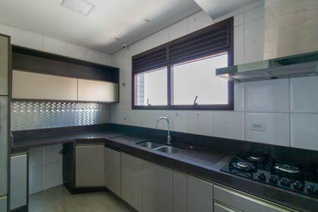 Apartamento à venda com 200m², 3 quartos e 3 vagasCozinha
