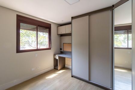 Apartamento à venda com 200m², 3 quartos e 3 vagasSuíte 3