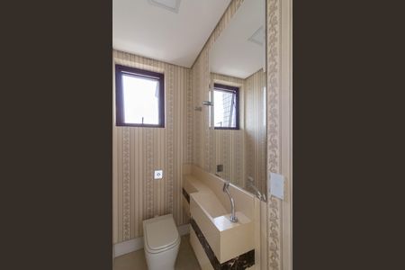 Apartamento à venda com 200m², 3 quartos e 3 vagasLavabo