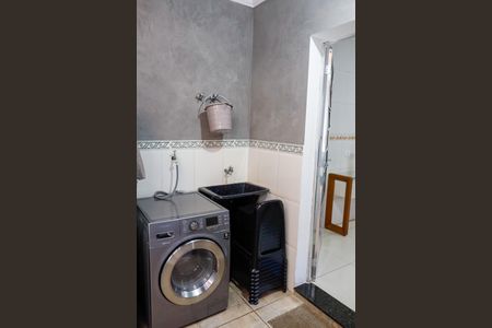 Casa à venda com 149m², 3 quartos e 3 vagasLavanderia