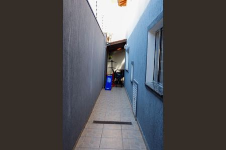 Casa à venda com 149m², 3 quartos e 3 vagasCorredor