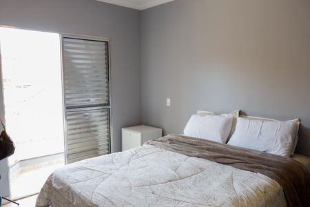 Casa à venda com 149m², 3 quartos e 3 vagasSuíte