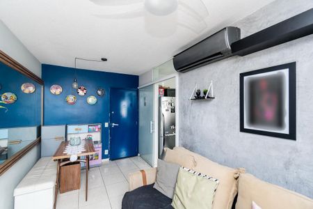 Apartamento à venda com 55m², 2 quartos e 1 vaga Apartamento à venda com 55m², 2 quartos e 1 vagaSala