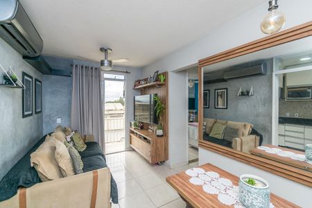 Sala de apartamento à venda com 2 quartos, 55m² em Parada de Lucas, Rio de Janeiro