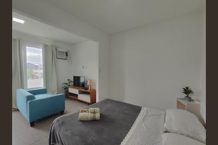Studio para alugar com 33m², 1 quarto e 1 vagaQuarto