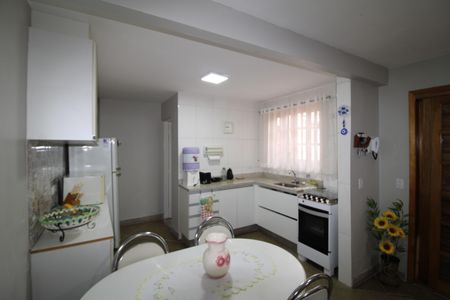 Casa à venda com 120m², 3 quartos e 4 vagasSala/Cozinha