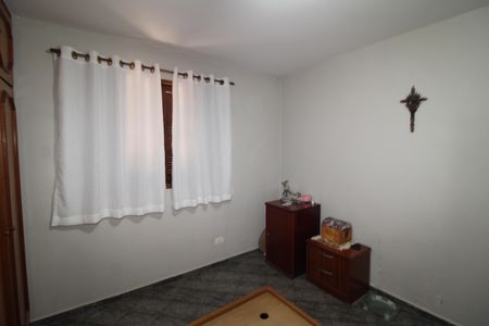 Casa à venda com 120m², 3 quartos e 4 vagasQuarto 2